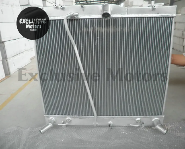 Toyota Hiace 2.5L Turbo Diesel Aluminum Radiator (2005-2009)