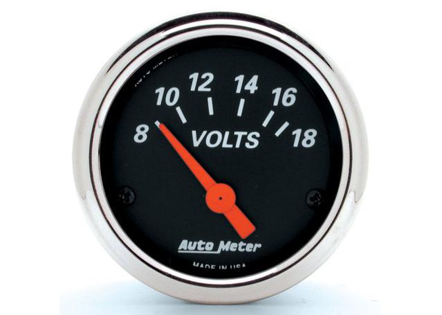 Autometer Designer Black 2-1/16in Voltmeter 8-18V Short