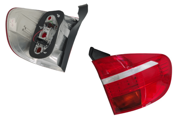 BMW X5 E70 Right Tail Light (2007-2010)