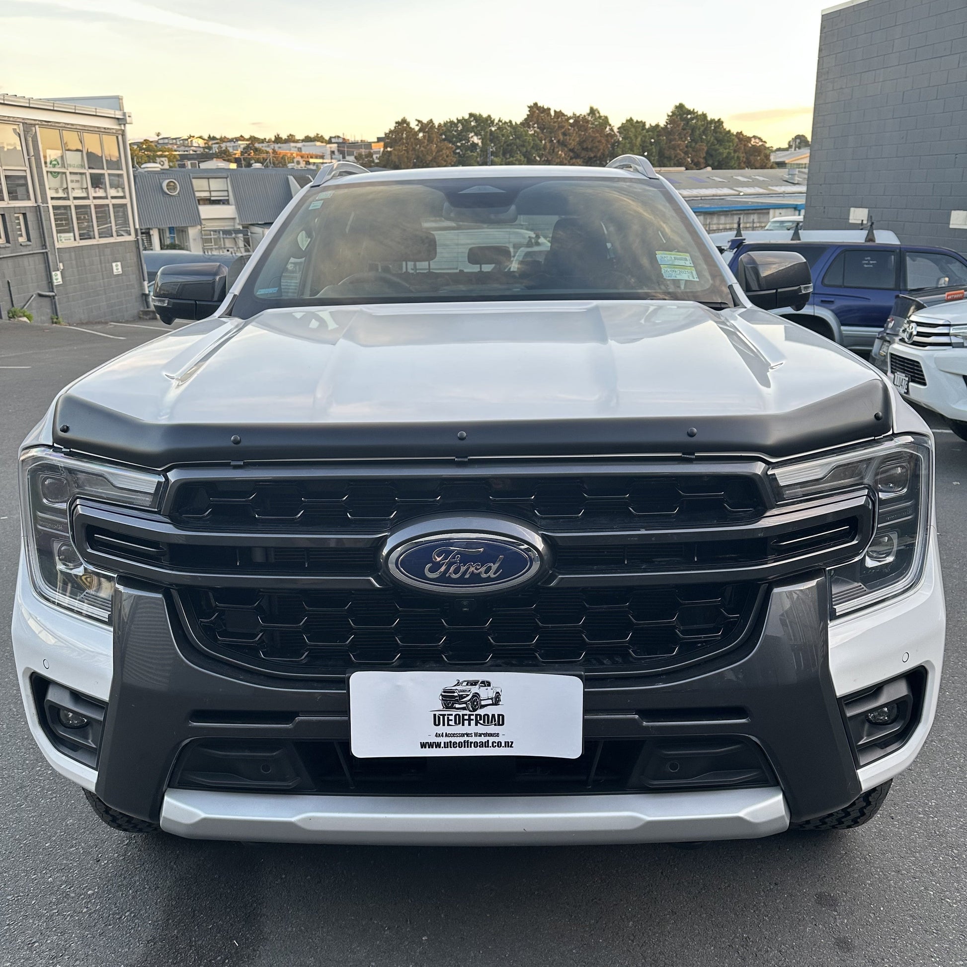 Bonnet Guard Protector Stone Ford Ranger 2022+ New Matte