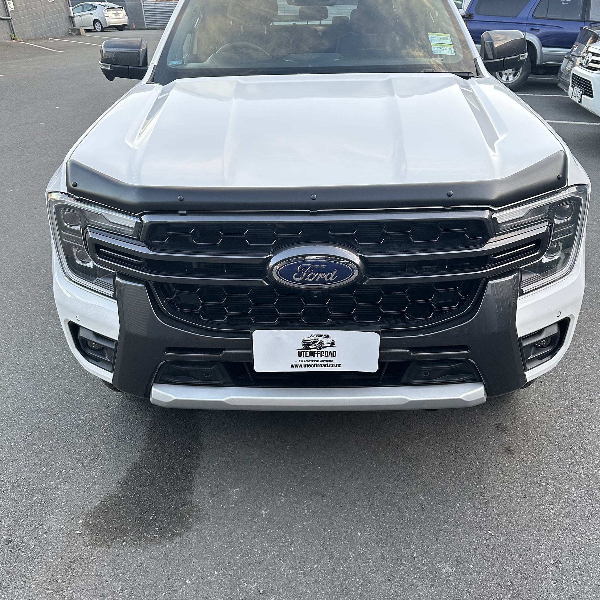 Bonnet Guard Protector Stone Ford Ranger 2022+ New Matte