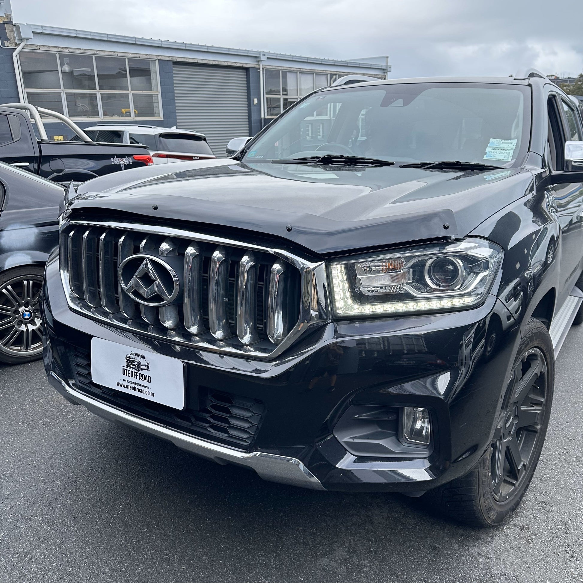 Bonnet Guard Protector Stone LDV T60/MAXUS 2017-2020