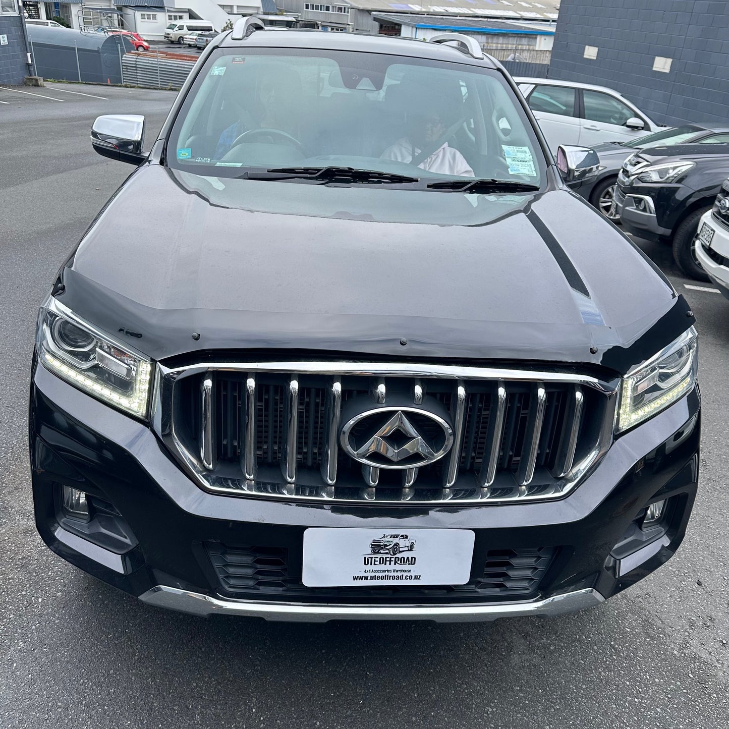 Bonnet Guard Protector Stone LDV T60/MAXUS 2017-2020