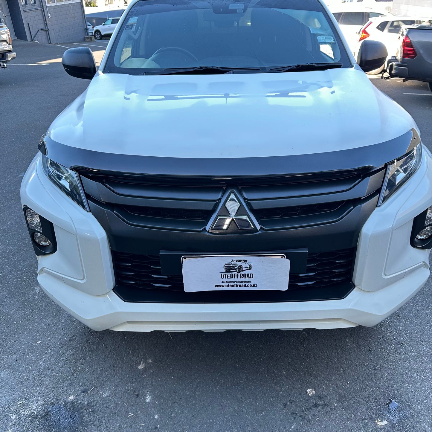 Bonnet Guard Protector Stone Mitsubishi Triton 2019-2023 OEM