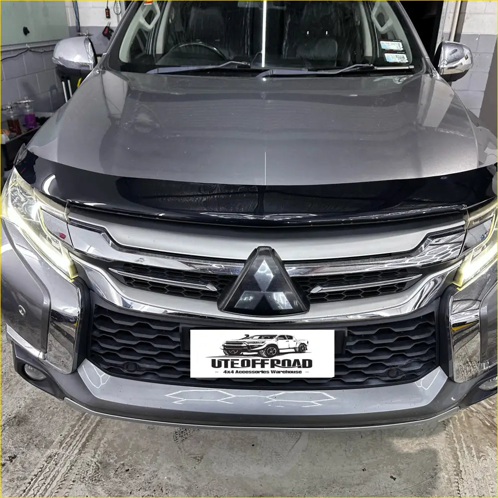 Bonnet Guard Protector Stone Mitsubishi Triton MQ 2015-2018