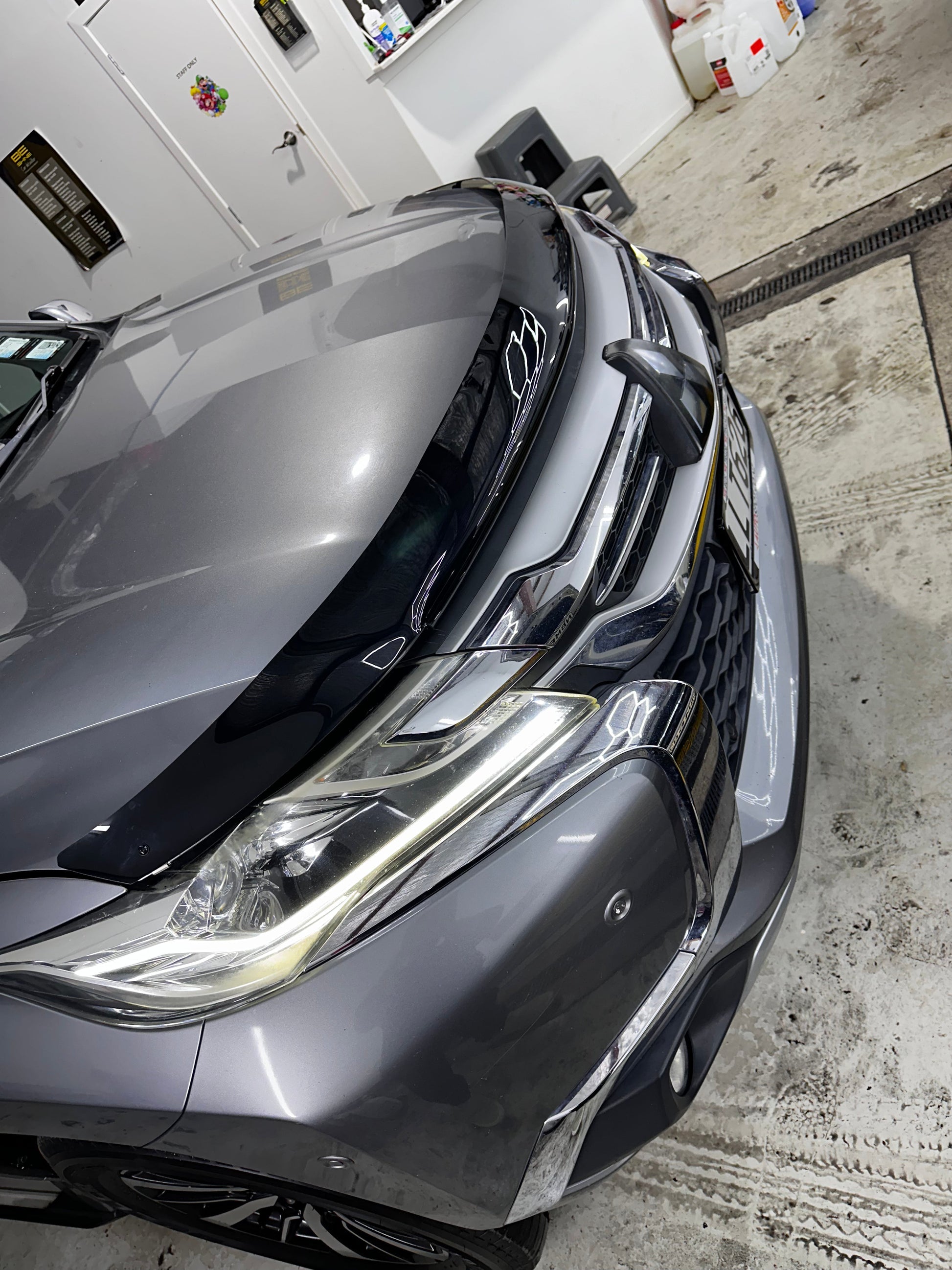 Bonnet Guard Protector Stone Mitsubishi Triton MQ 2015-2018