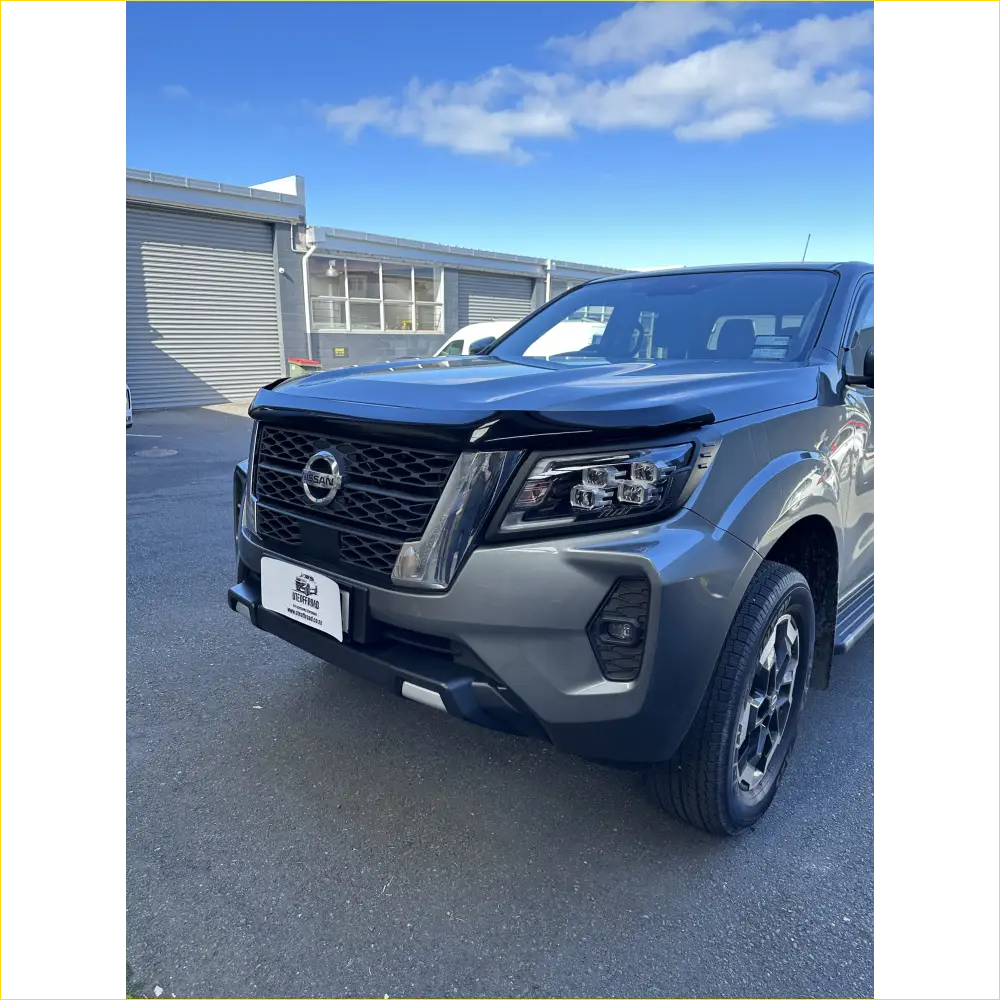 Bonnet Guard Protector Stone Nissan Navara 2021-2025