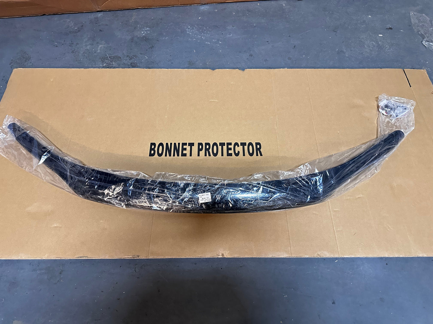 Bonnet Guard Protector Stone Toyota Hilux 2015-2020