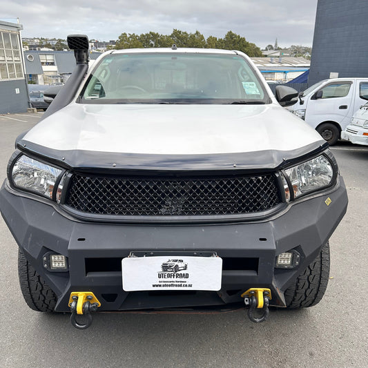 Bonnet Guard Protector Stone Toyota Hilux 2015-2020