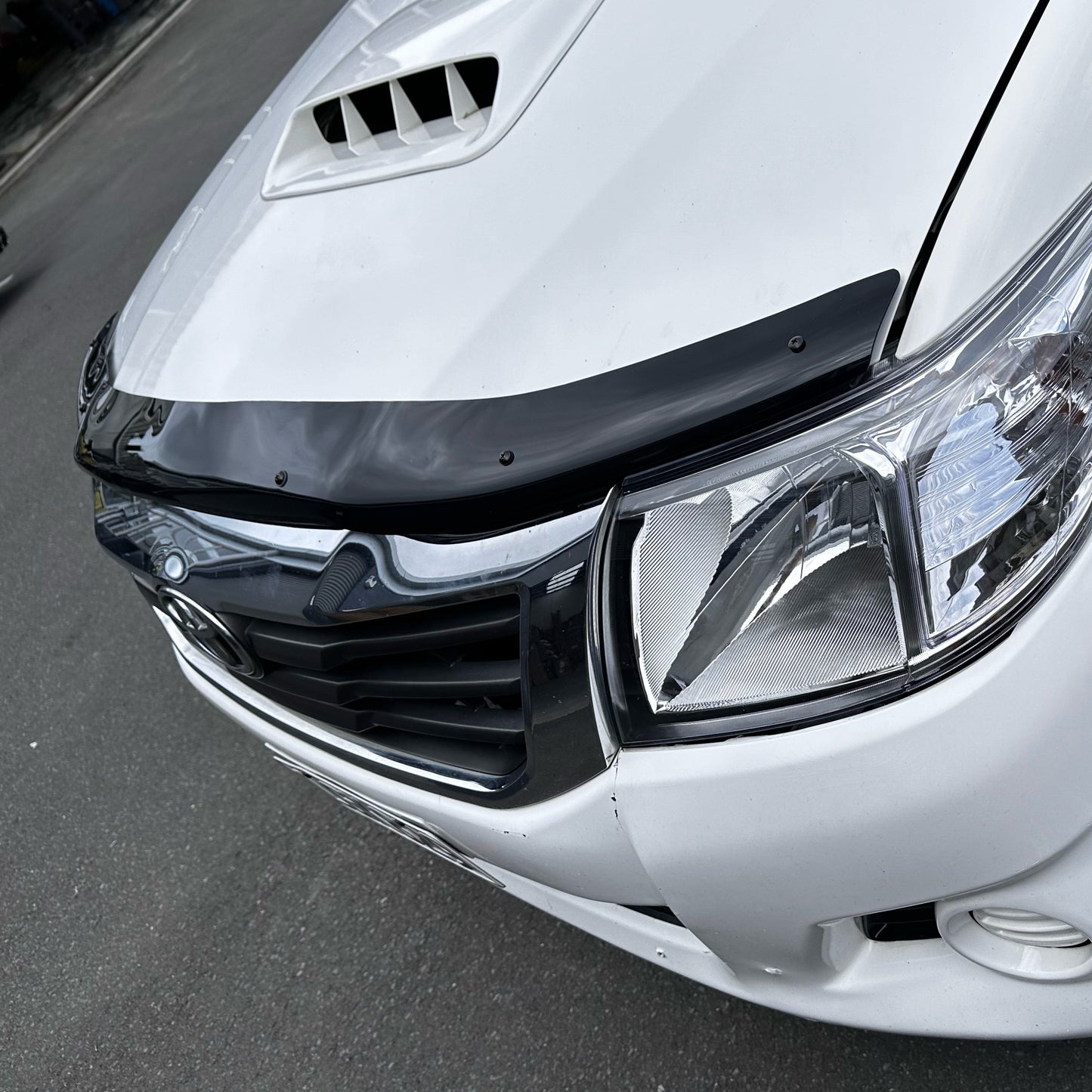 Bonnet Guard Protector Stone Toyota Hilux Vigo 2012-2015