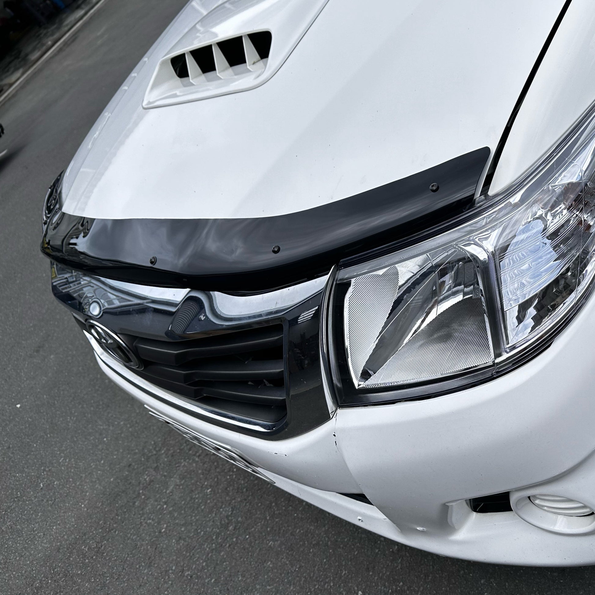 Bonnet Guard Protector Stone Toyota Hilux Vigo 2012-2015