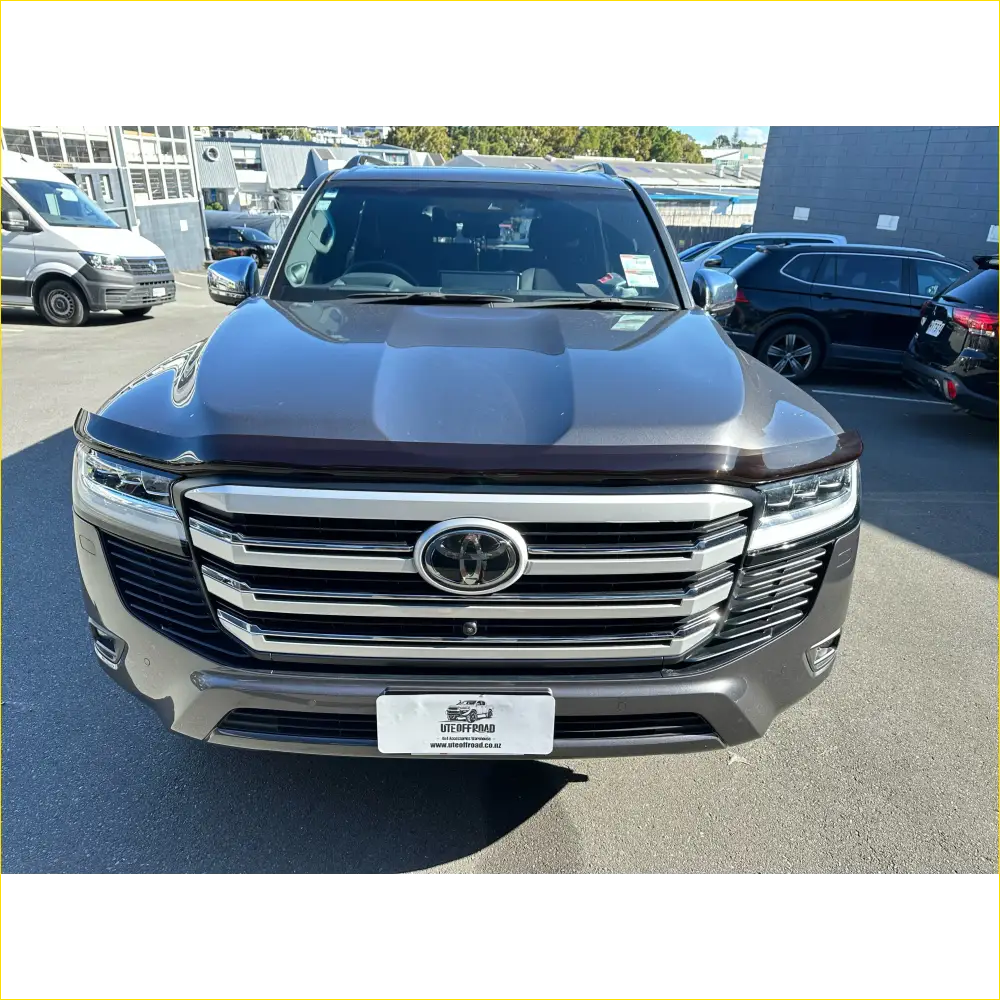Bonnet Guard Protector Stone Toyota Land Cruiser LC300 2022+