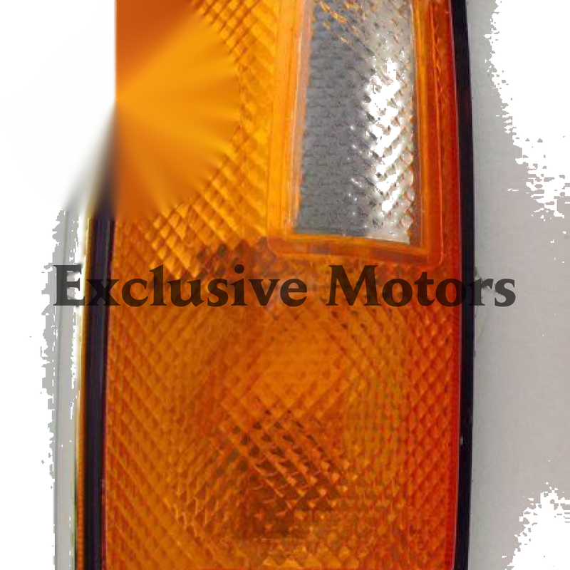 Nissan Navara Right-Hand Corner Light, Chrome (1986-1992)