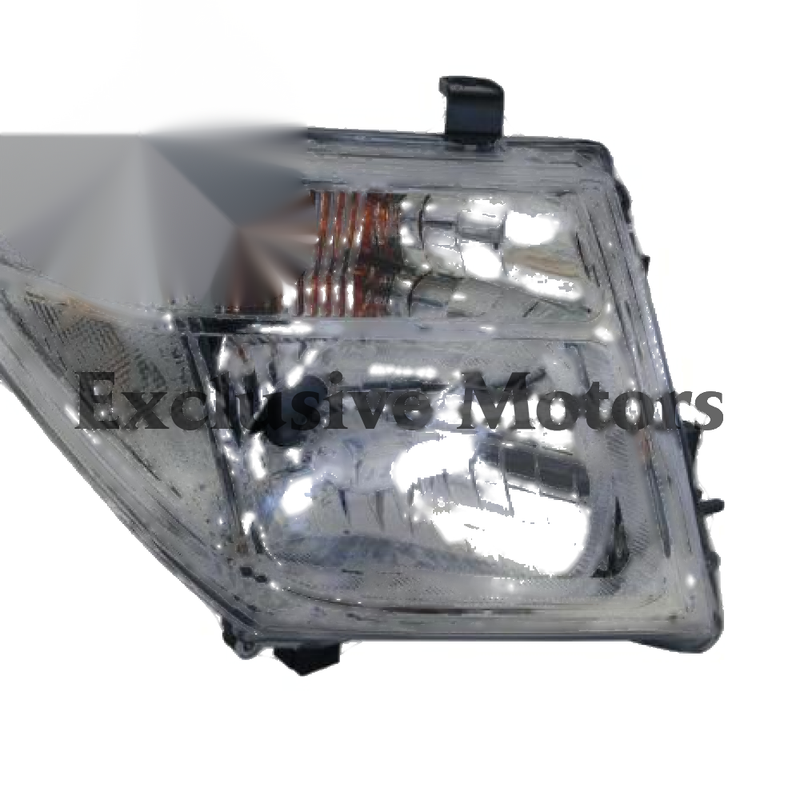 Nissan Navara D40 Right-Hand Headlight (2005-2009)