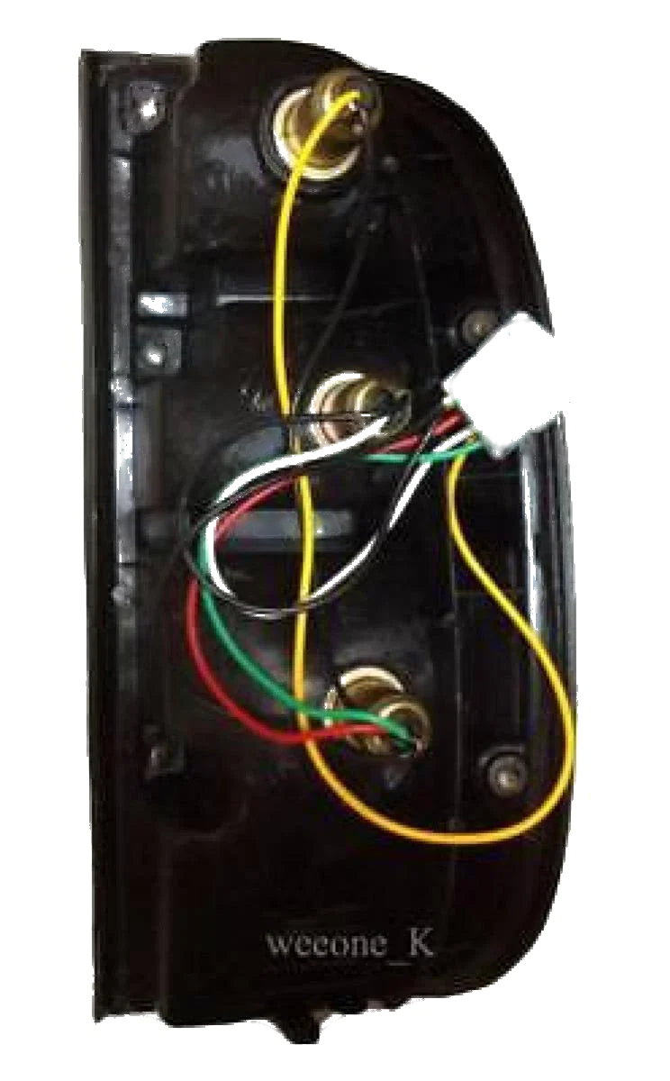 Ford Ranger Left Side Tail Light (1998-2002)