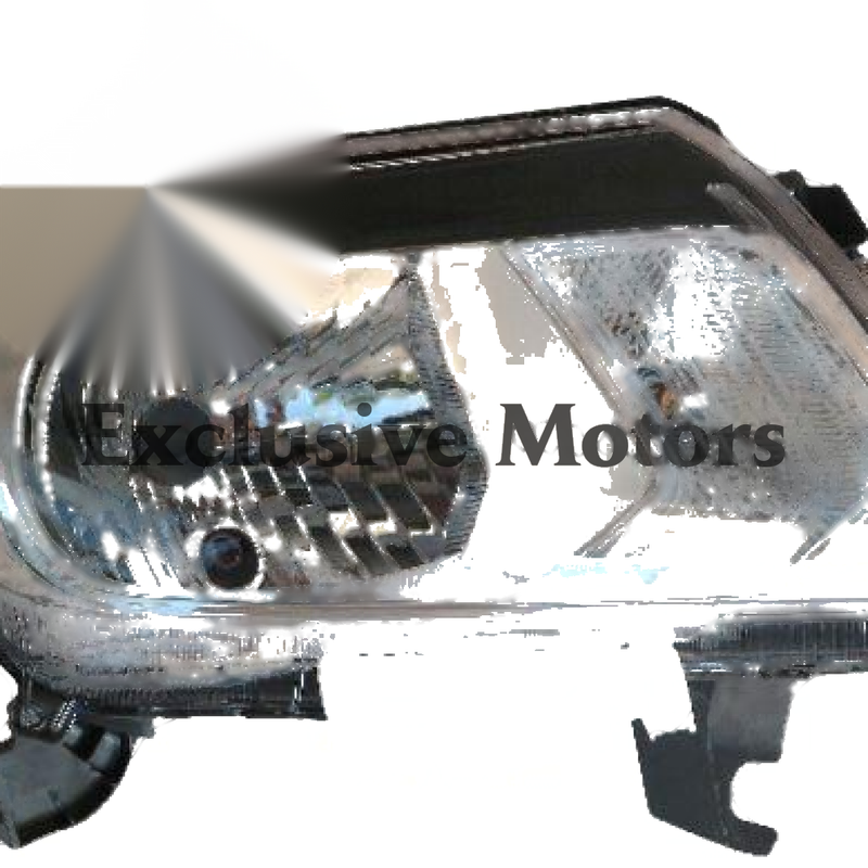 Nissan NP300 Right-Hand Headlight (2014-2020)