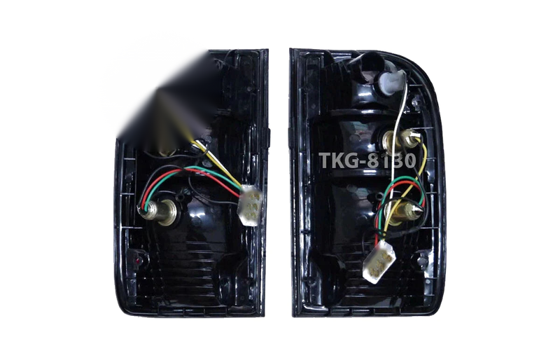 Toyota Hilux MK4 Rear Tail Lights (2003-2004)