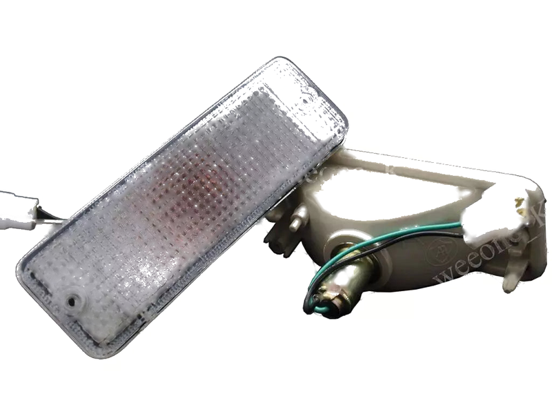 Toyota Hilux LN50 MK2 Front Bumper Light Lamp (1984-1988)
