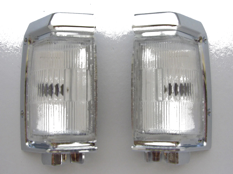 Nissan Navara D21 Pickup Chrome Corner Light Signal Indicators (1995-1997)