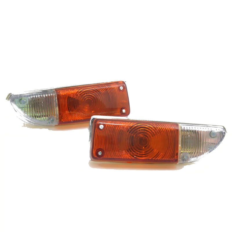 Toyota Corolla KE20 / 25 TE27 1970-1978 Front Parking Signal Lights