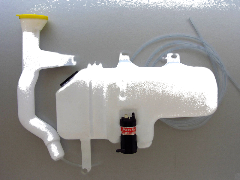 1997-2005 Nissan Navara D22 Windshield Washer Bottle Tank (2 x)
