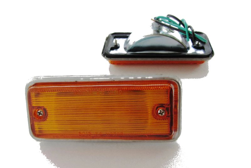 Datsun 620 Truck Pickup 2 x Front Fender Side Marker Indicator Lights