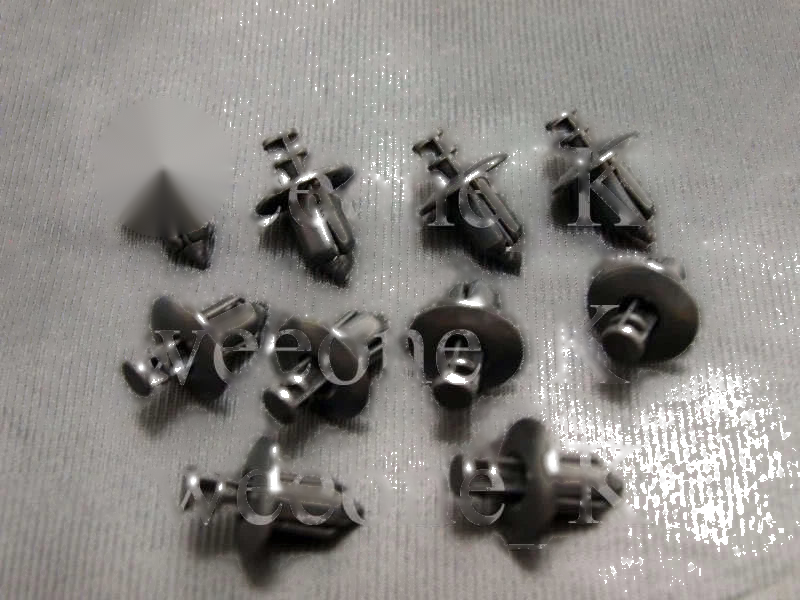Toyota & Nissan 20 x Push-Type Retainers