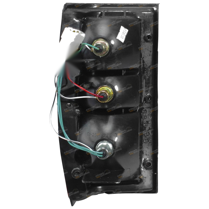 Mitsubishi Triton Tail Light Lamp Drivers Side (1986-1996)