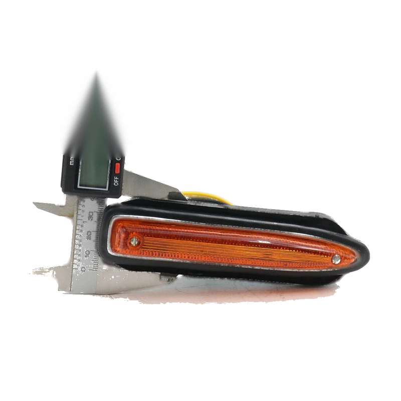 Datsun 510 521 Bluebird SSS 1968-1973 Front Side Marker Lights x2