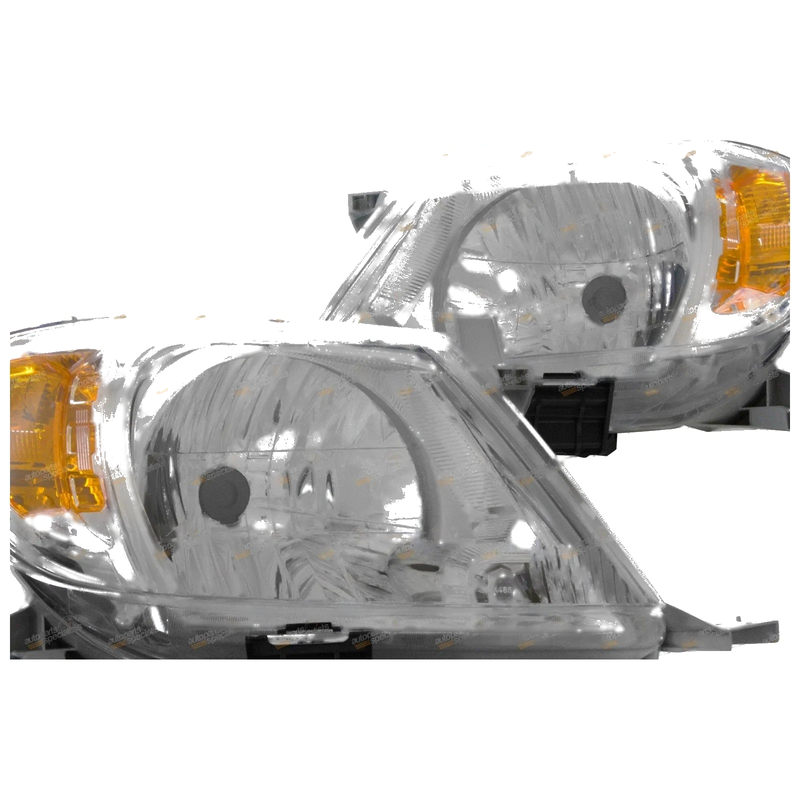 Toyota Hilux Headlights Pair LH+RH (2005–2008)