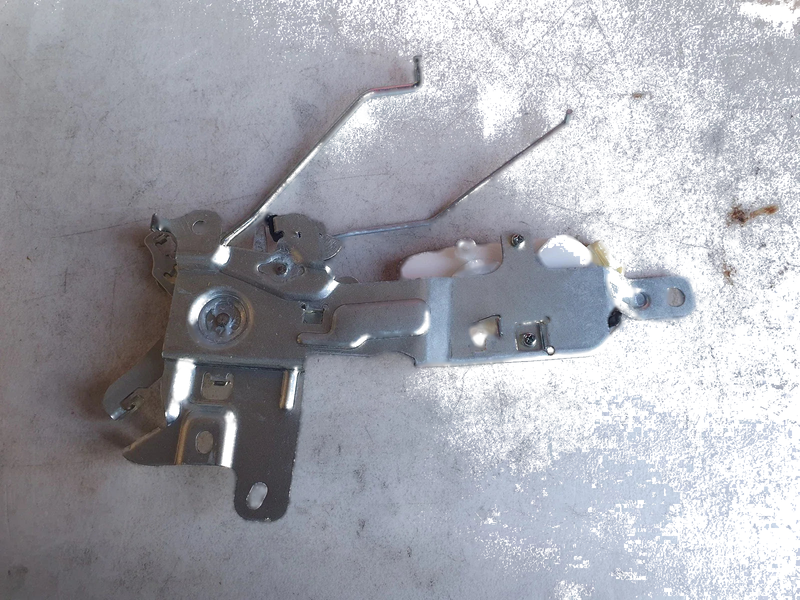 Toyota HiAce Tailgate Central Latch Door Remote Control (2005–2019)