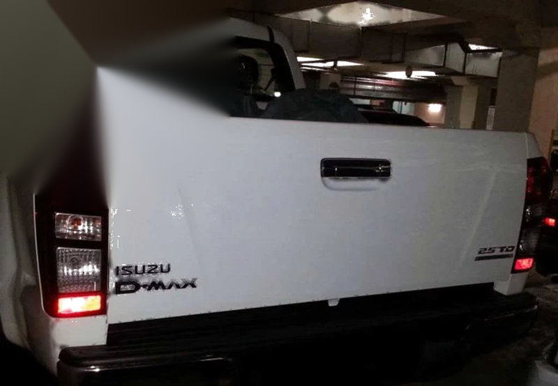 Isuzu D-Max 2 x Tail Lights (2012-2015)