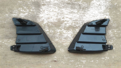Toyota Hilux Vigo Front Bumper Grille Fog Lamp Covers (2011-2015)