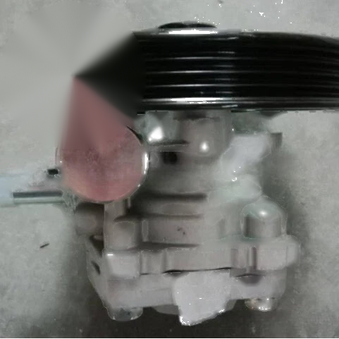 Chevrolet Tracker Grand Vitara Power Steering Pump w/ Pulley (1999–2006)