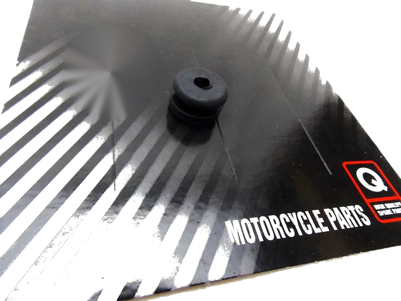 Suzuki GS550  Side Panel Rubber Grommets (1977-1979)