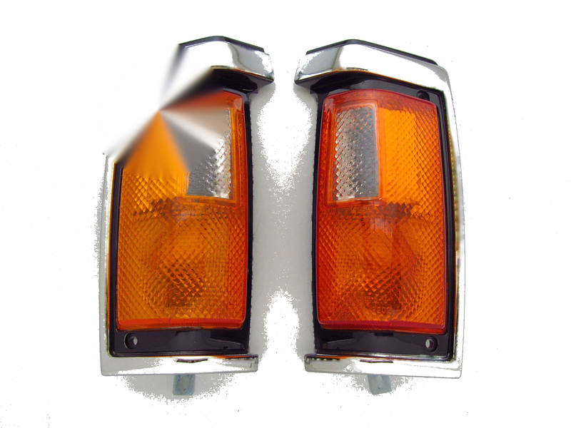 Nissan Navara D21 Pickup Chrome Corner Light Signal Indicators (1986-1989)
