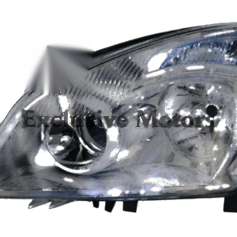 Nissan Qashqai Left-Hand Halogen Headlight (2007-2009)