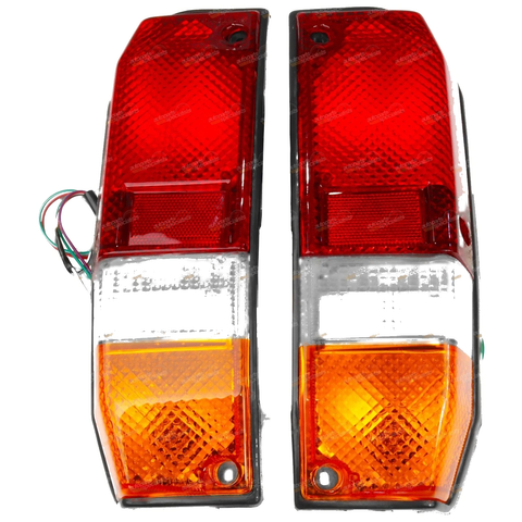 Toyota Landcruiser 70 / 75 Series Troopy 2 x Tail Lights (1985–1999)
