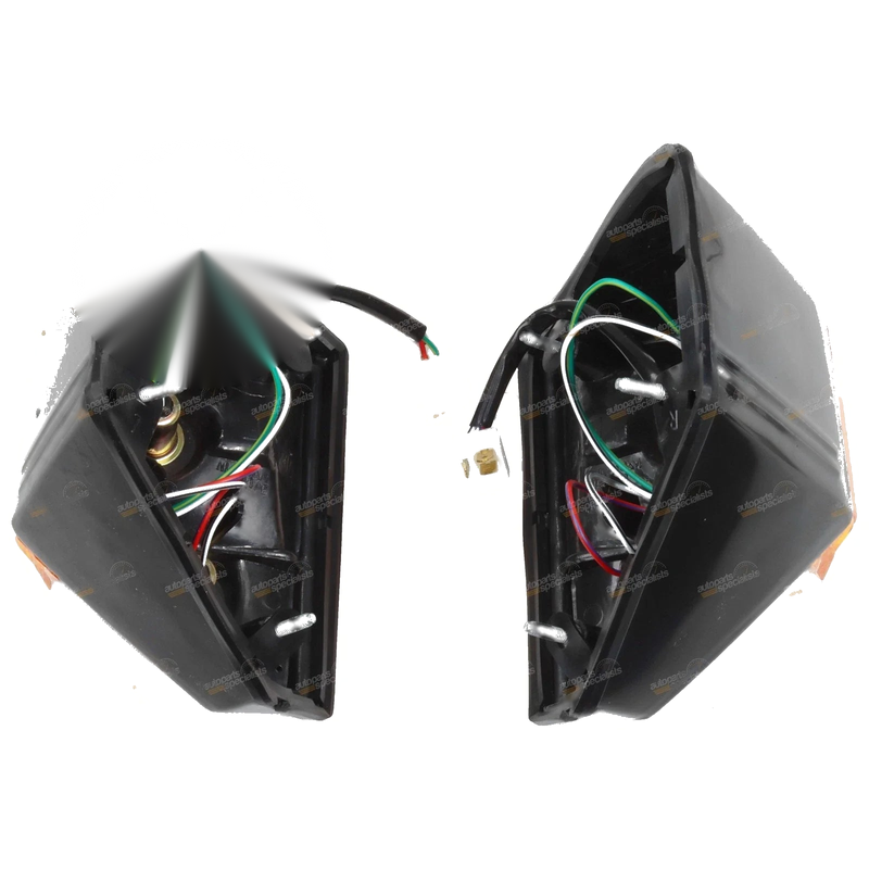 Toyota Landcruiser 70 75 LH+RH Front Corner Lights 2 x (1985–1999)