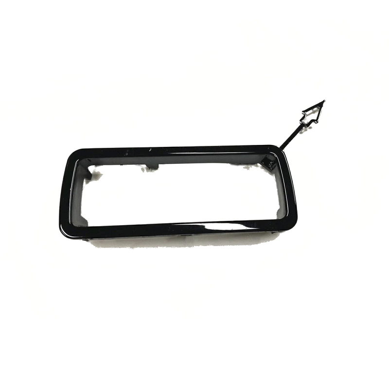 Land Rover Defender 90 / 110 1pc Rear Left Hitch Trim (2020-2025)