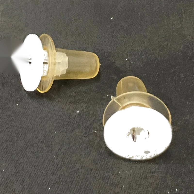 Mitsubishi Montero Rear Taillight Fixed Buckle Grommet (1991-2006)