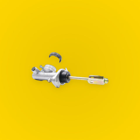 Clutch Master Cylinder for Nissan Navara D21 King Cab 1986-2008