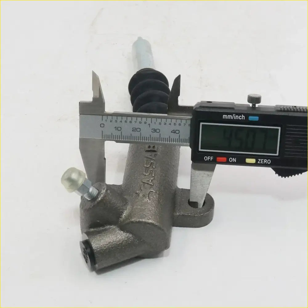 Clutch Slave Cylinder for Mazda B-Series Bravo B1600 B2000 B2200 - Drivetrain