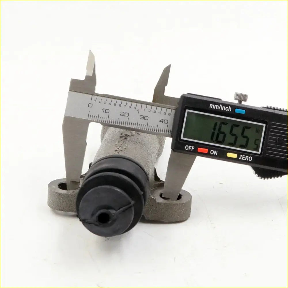 Clutch Slave Cylinder for Nissan Datsun Ute 620 720 521 1968-1982 - Drivetrain