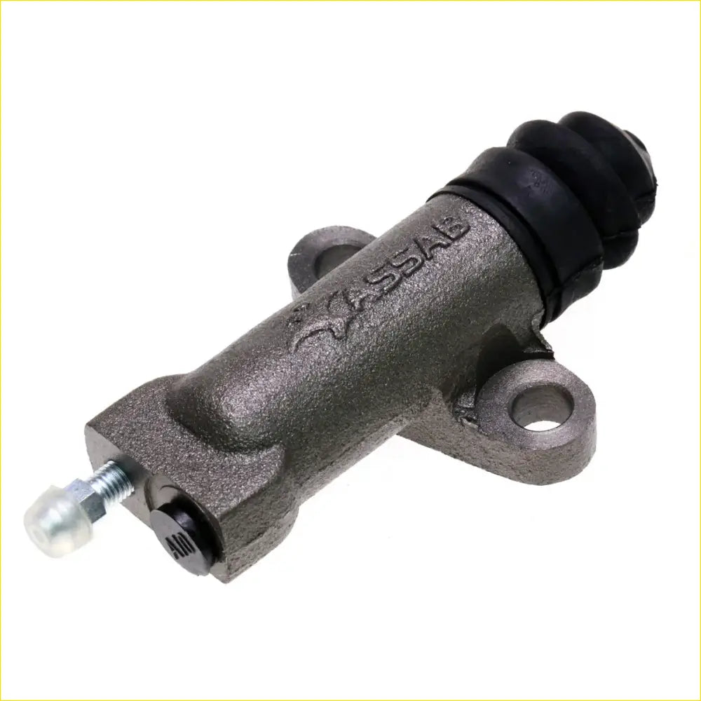 Clutch Slave Cylinder for Nissan Navara D21 SD23/SD25/Z16/Z20/Z24 - Drivetrain