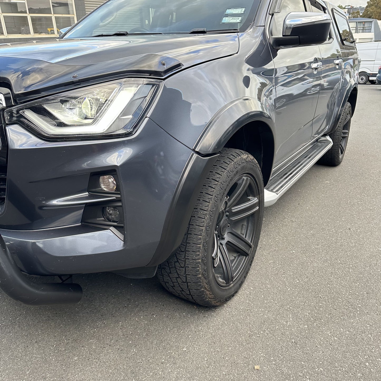 Fender Flare 4-Inch Isuzu D-Max 2021-2023 Smooth Style Matte Black