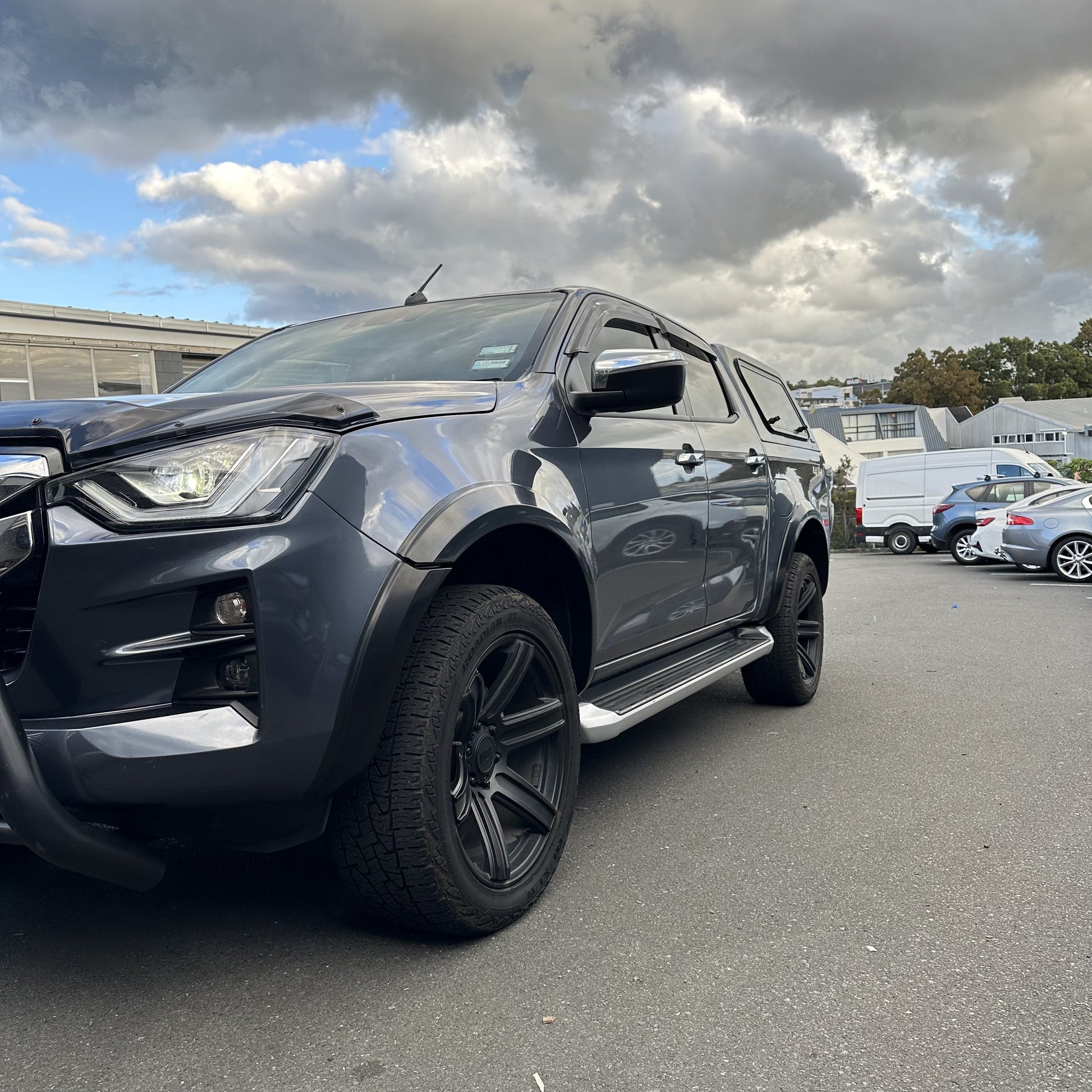 Fender Flare 4-Inch Isuzu D-Max 2021-2023 Smooth Style Matte Black