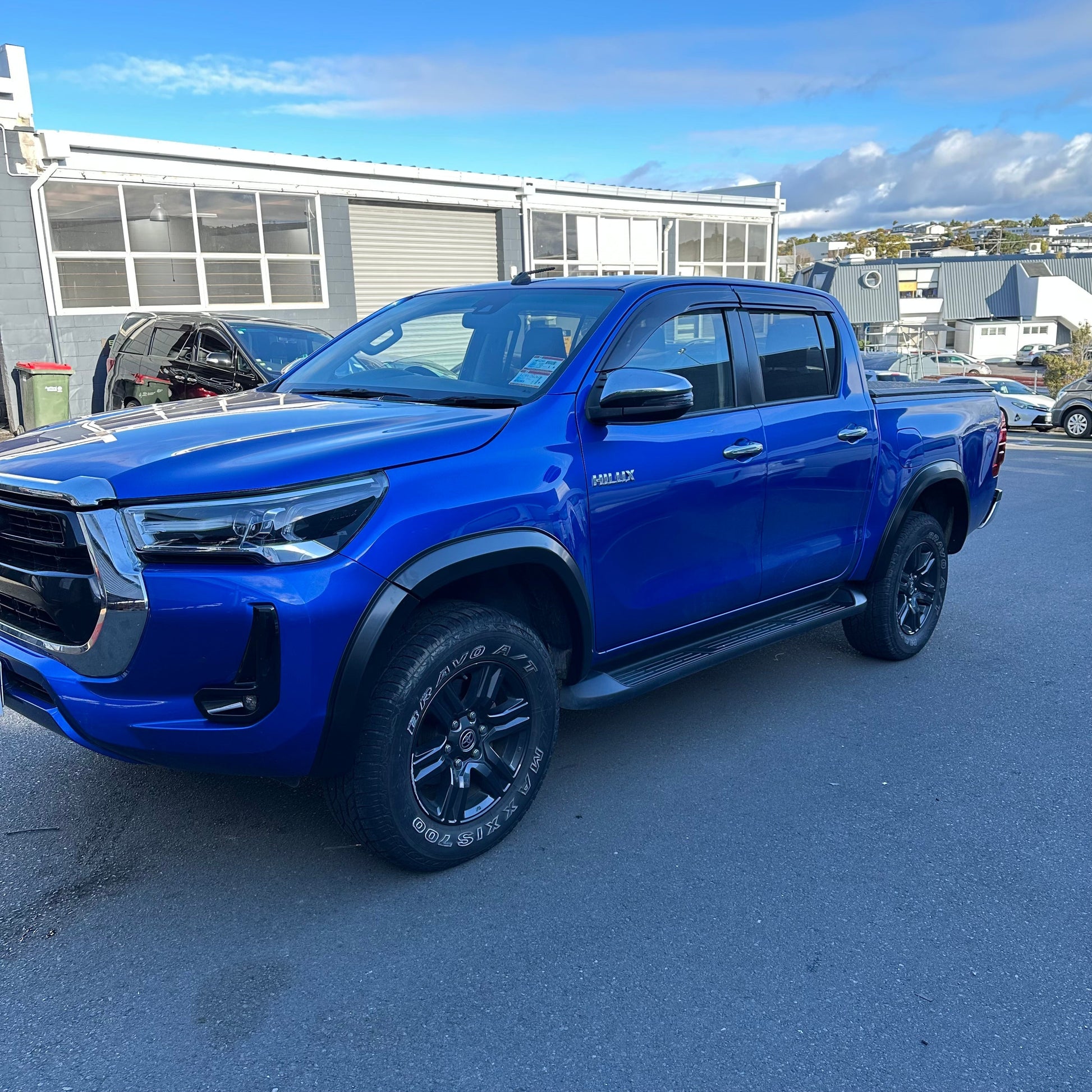 Fender Flare 4-inch Style Toyota Hilux 2021-2024 SR/SR5 Matte Black