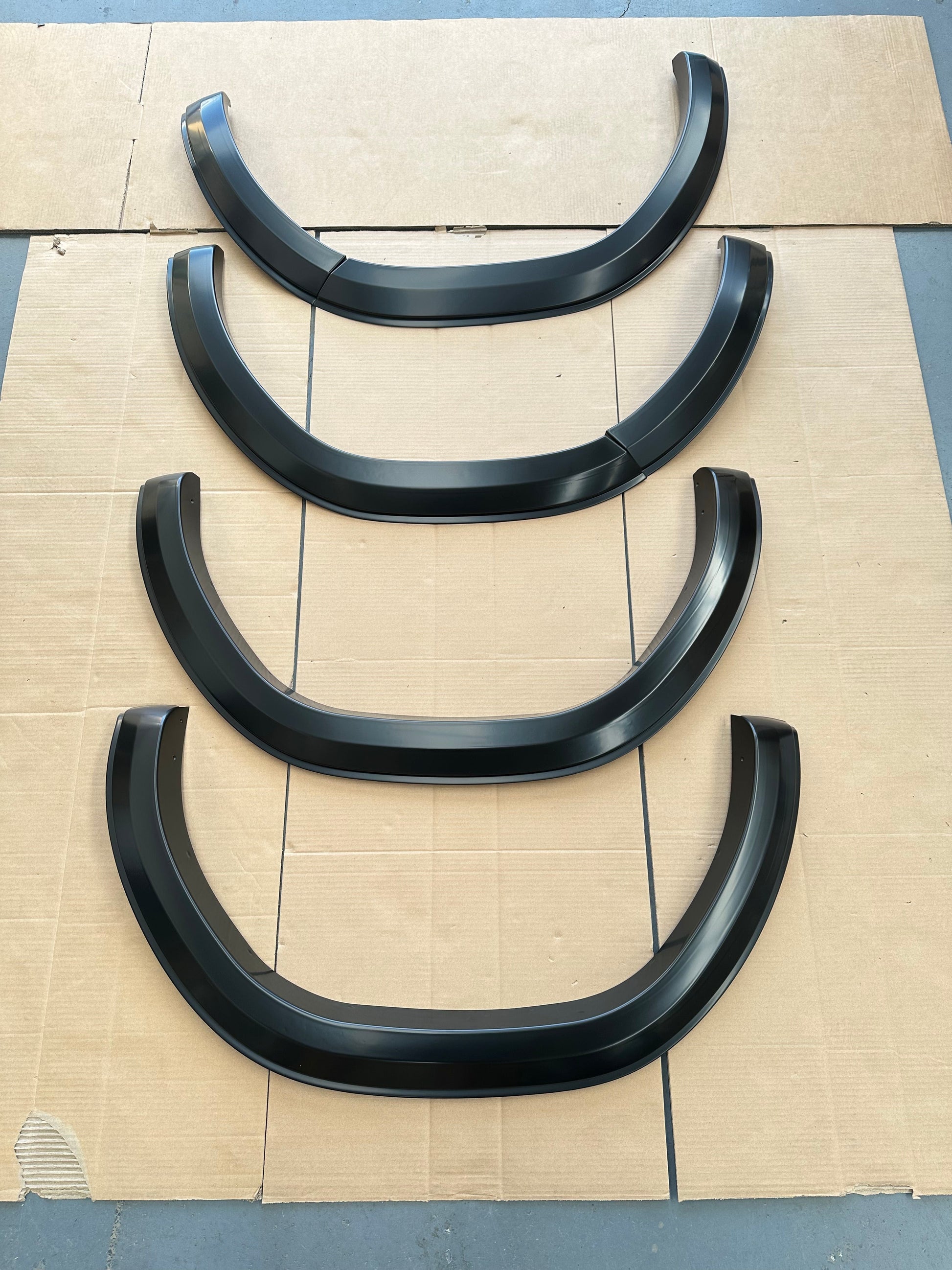 Fender Flare 4-inch Style Toyota Hilux 2021-2024 SR/SR5 Matte Black