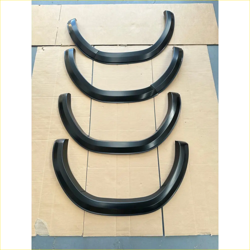 Fender Flare 4-inch Style Toyota Hilux 2021-2024 SR/SR5 Matte Black